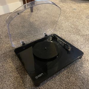 Icon classic LP Record Player